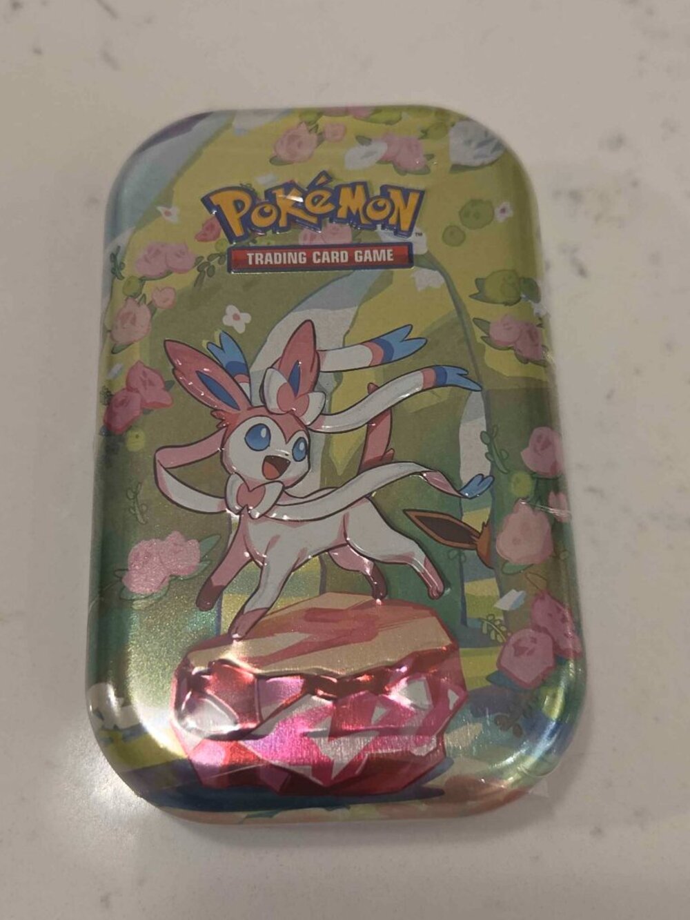 Prismatic Evolutions Mini Tin [Sylveon]